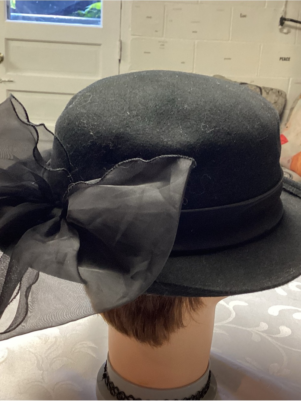 Elegant Black Women's Felt Hat with Sheer Bow